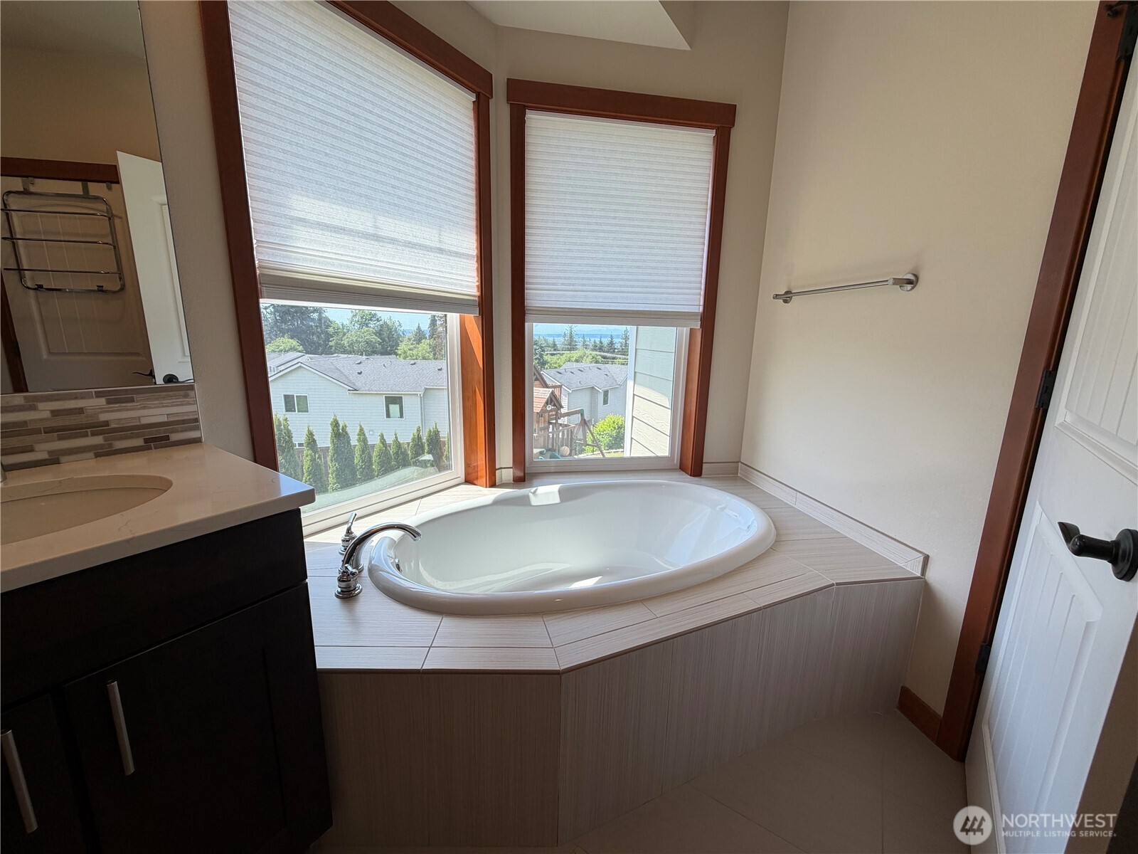 8212 72nd Place NE Marysville WA 98270