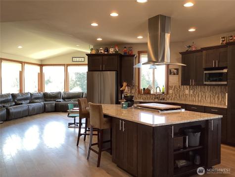 8212 72nd Place NE Marysville WA 98270
