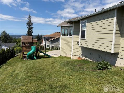 8212 72nd Place NE Marysville WA 98270