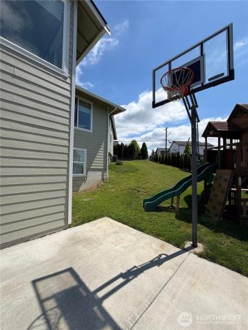 8212 72nd Place NE Marysville WA 98270