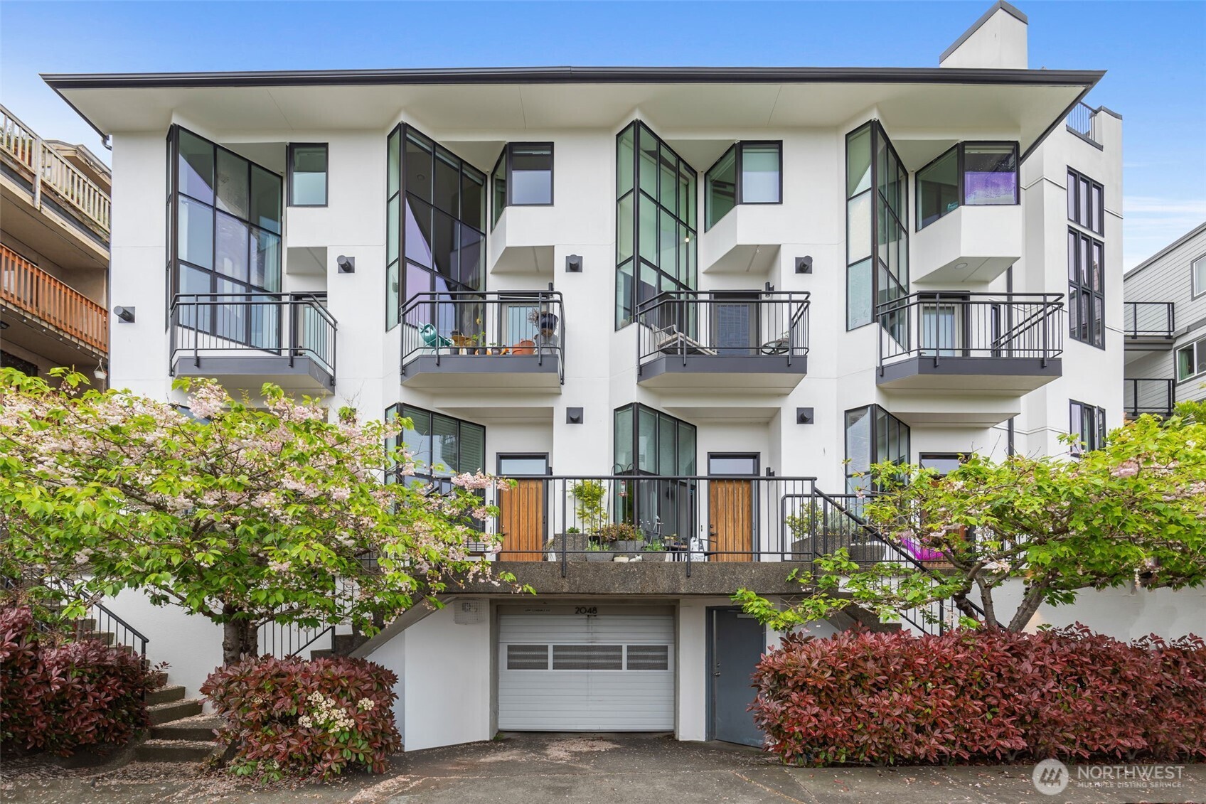 2048 13th Avenue W Seattle WA 98119