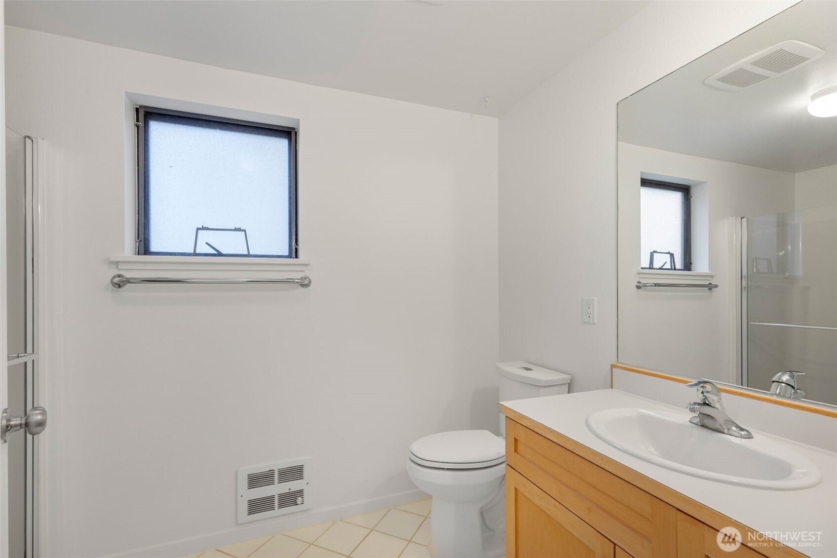 2048 13th Avenue W Seattle WA 98119