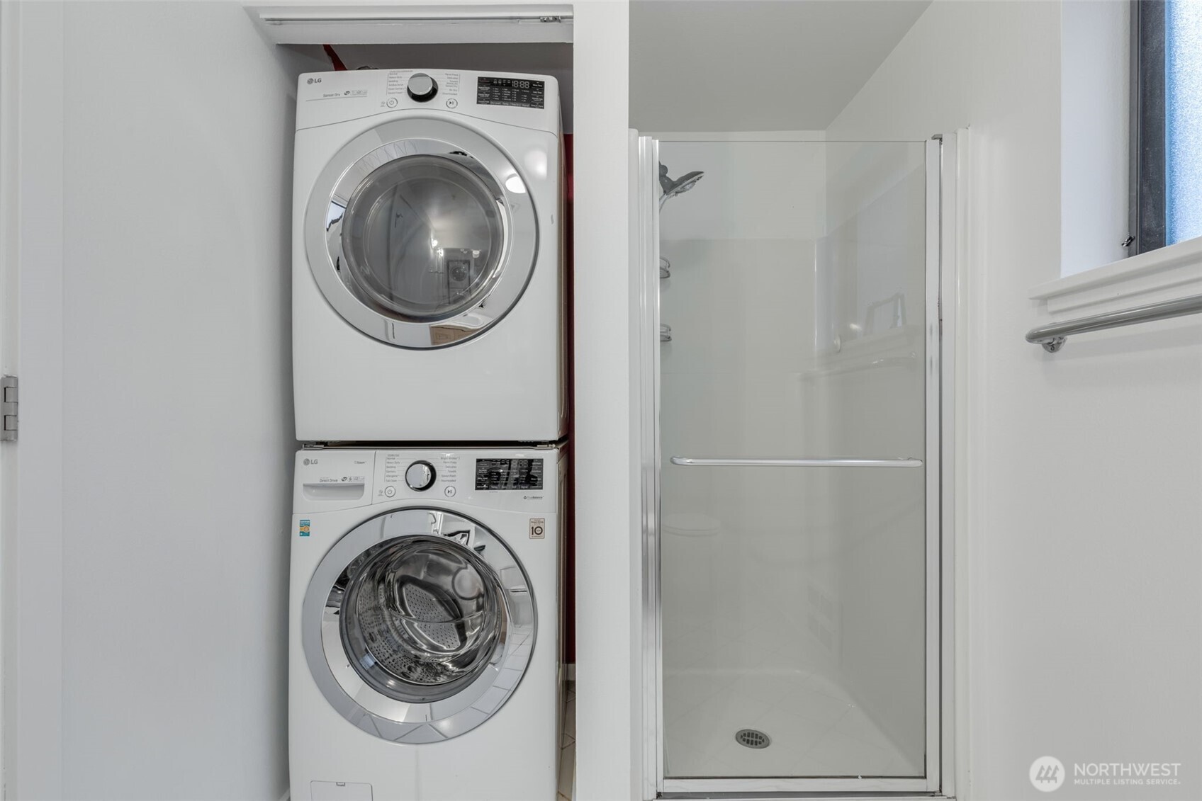 2048 13th Avenue W Seattle WA 98119