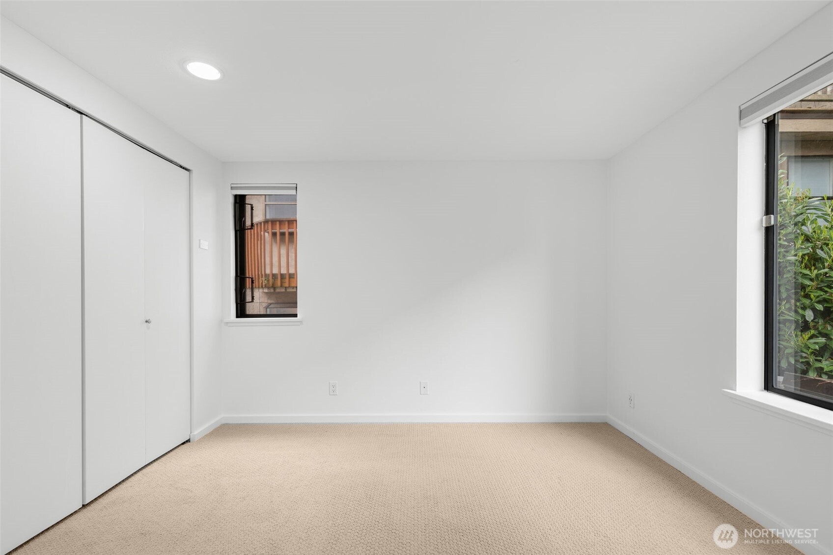 2048 13th Avenue W Seattle WA 98119