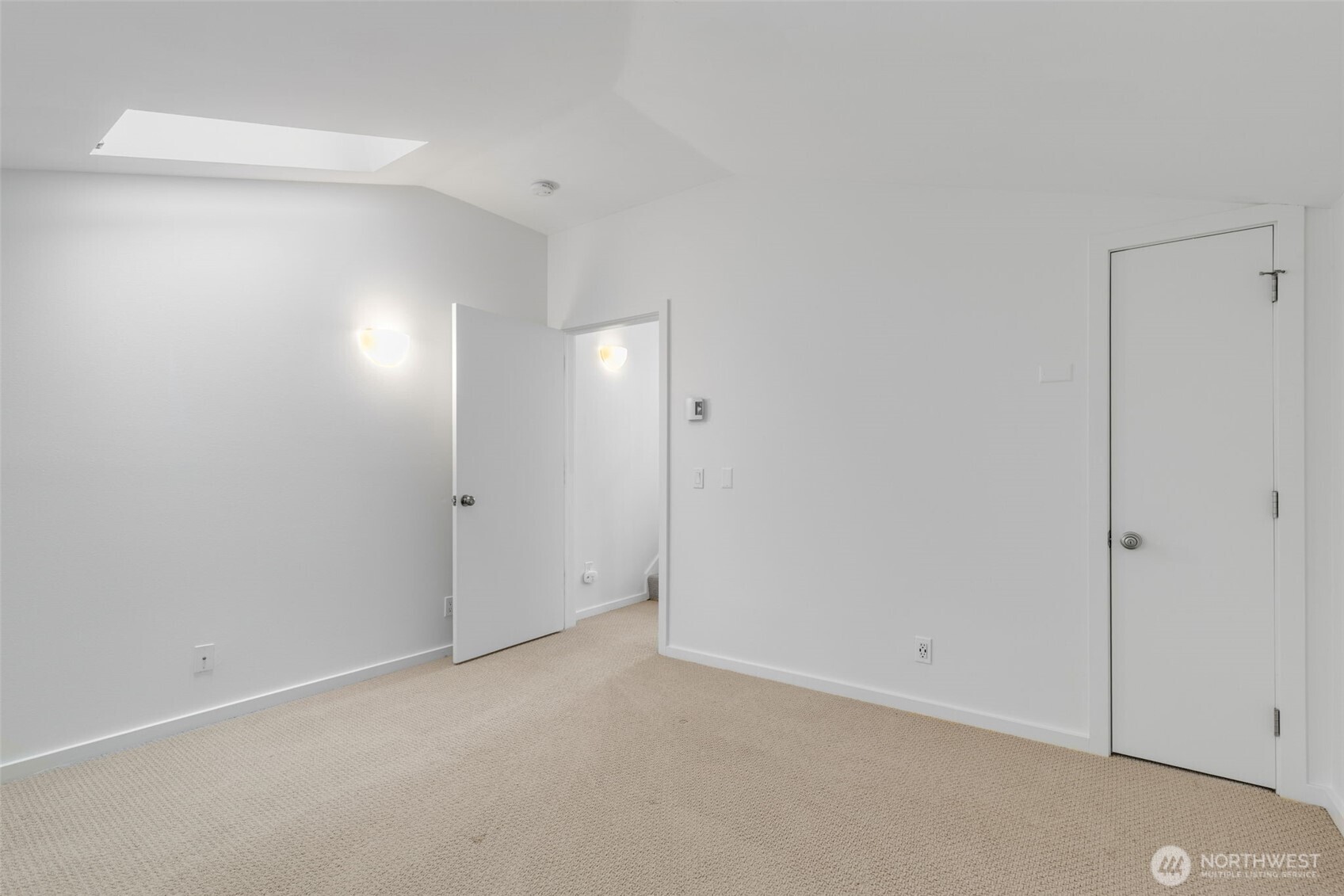2048 13th Avenue W Seattle WA 98119