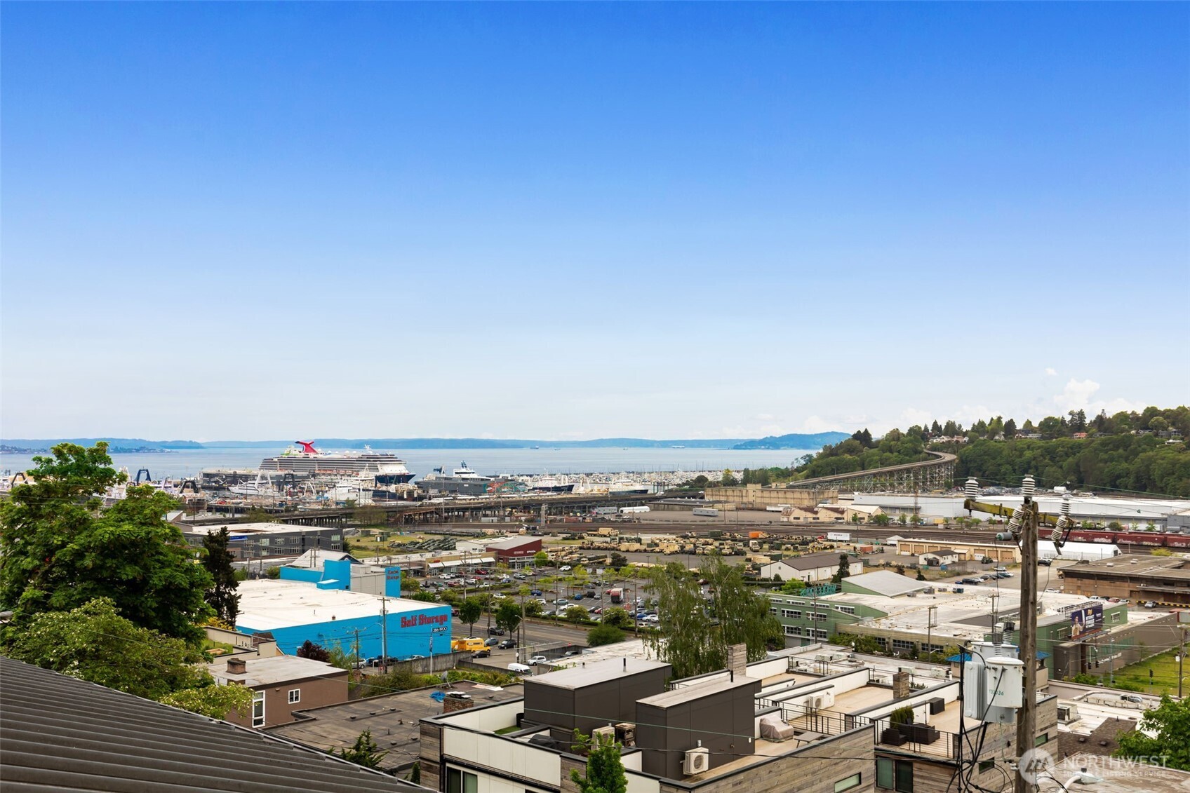 2048 13th Avenue W Seattle WA 98119