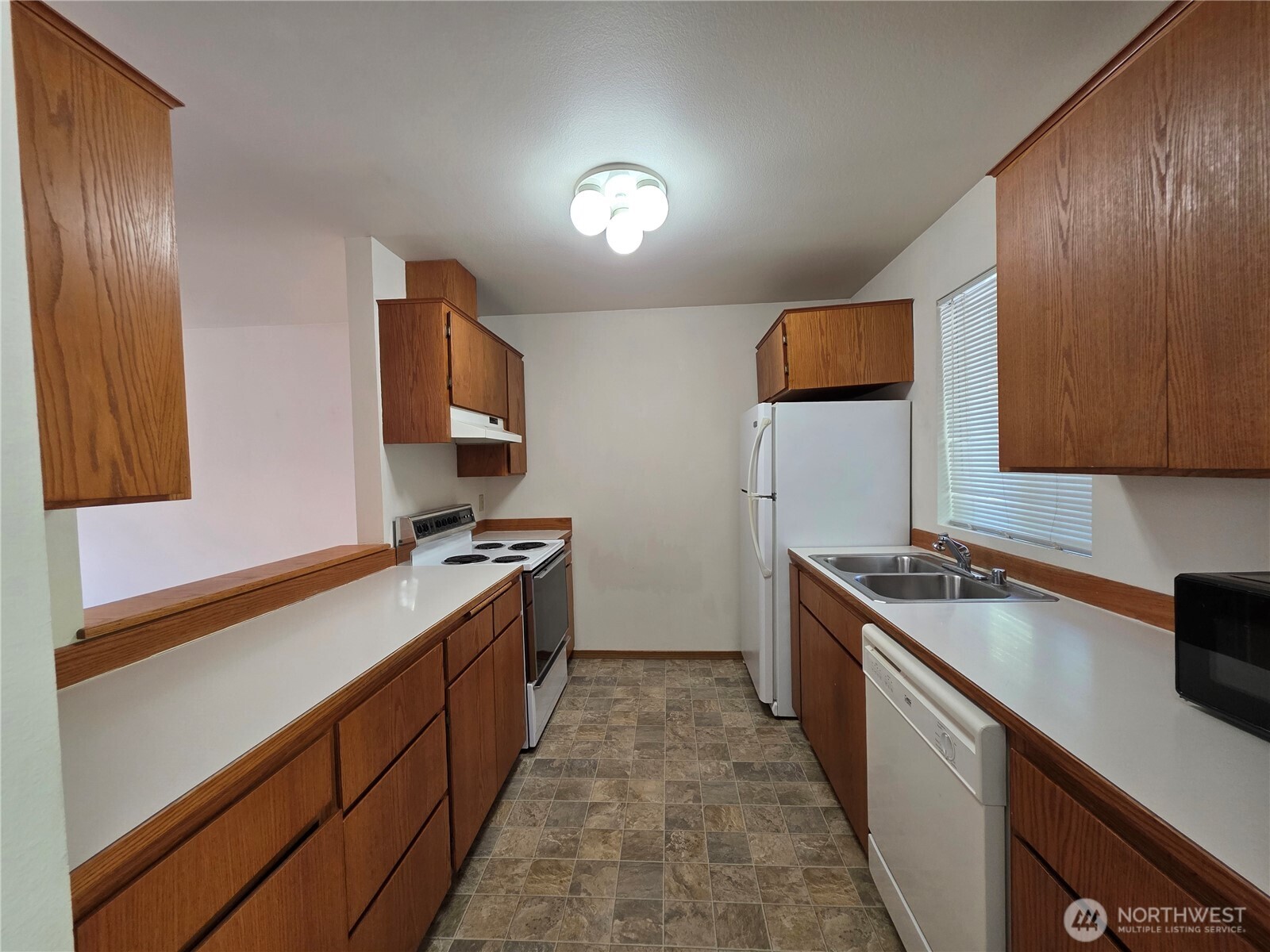 27521 Pioneer Highway Stanwood WA 98292
