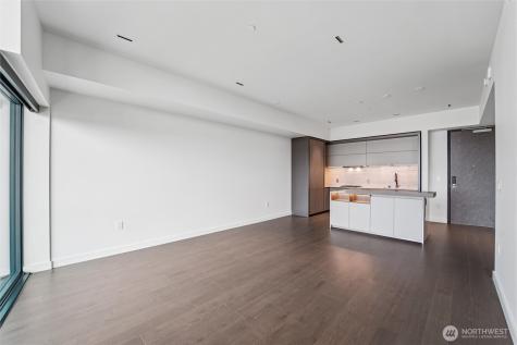 838 Avenue Square NE Bellevue WA 98004