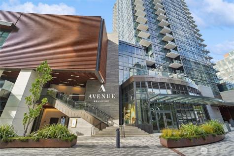 838 Avenue Square NE Bellevue WA 98004