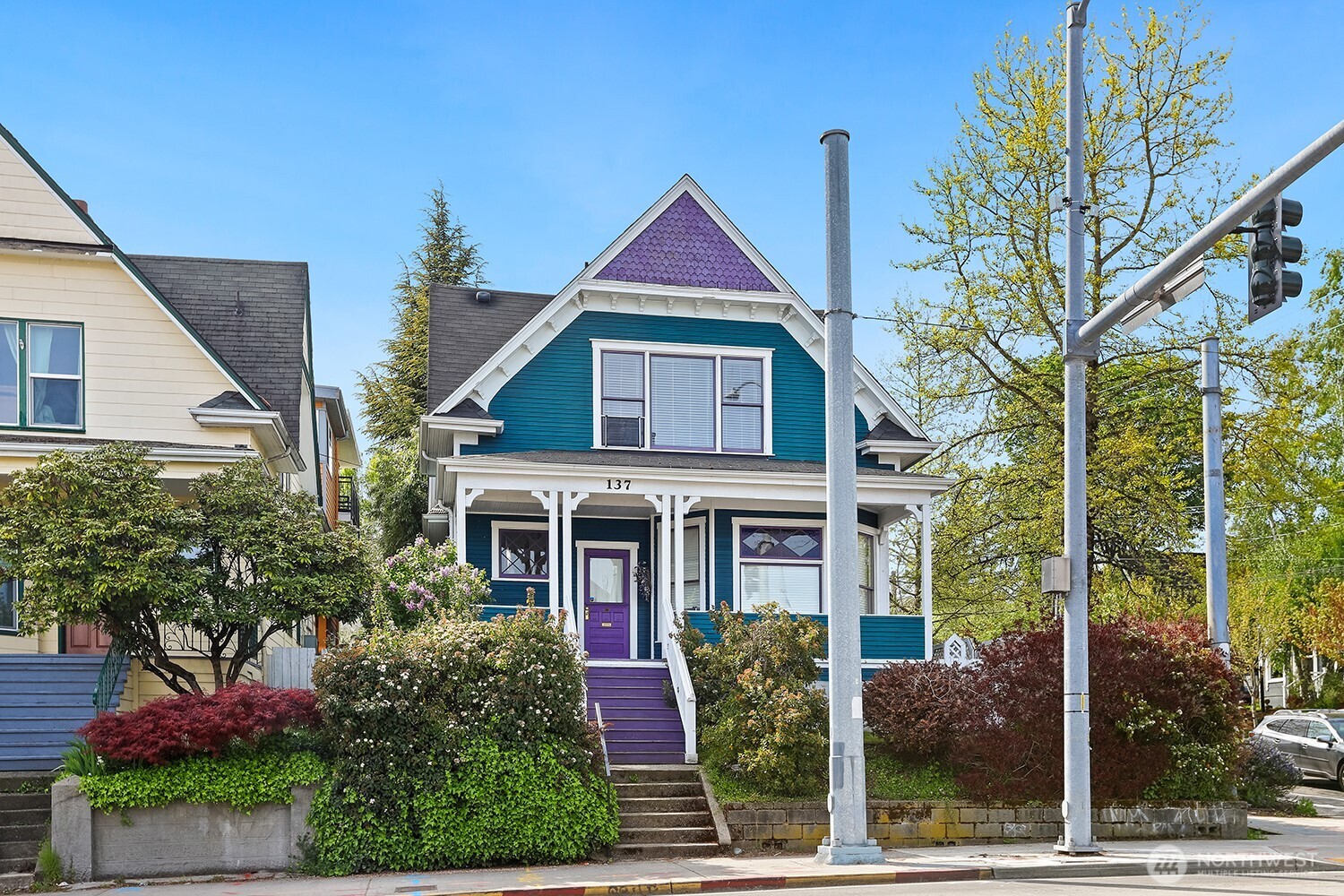 137 23 Avenue E Seattle WA 98112