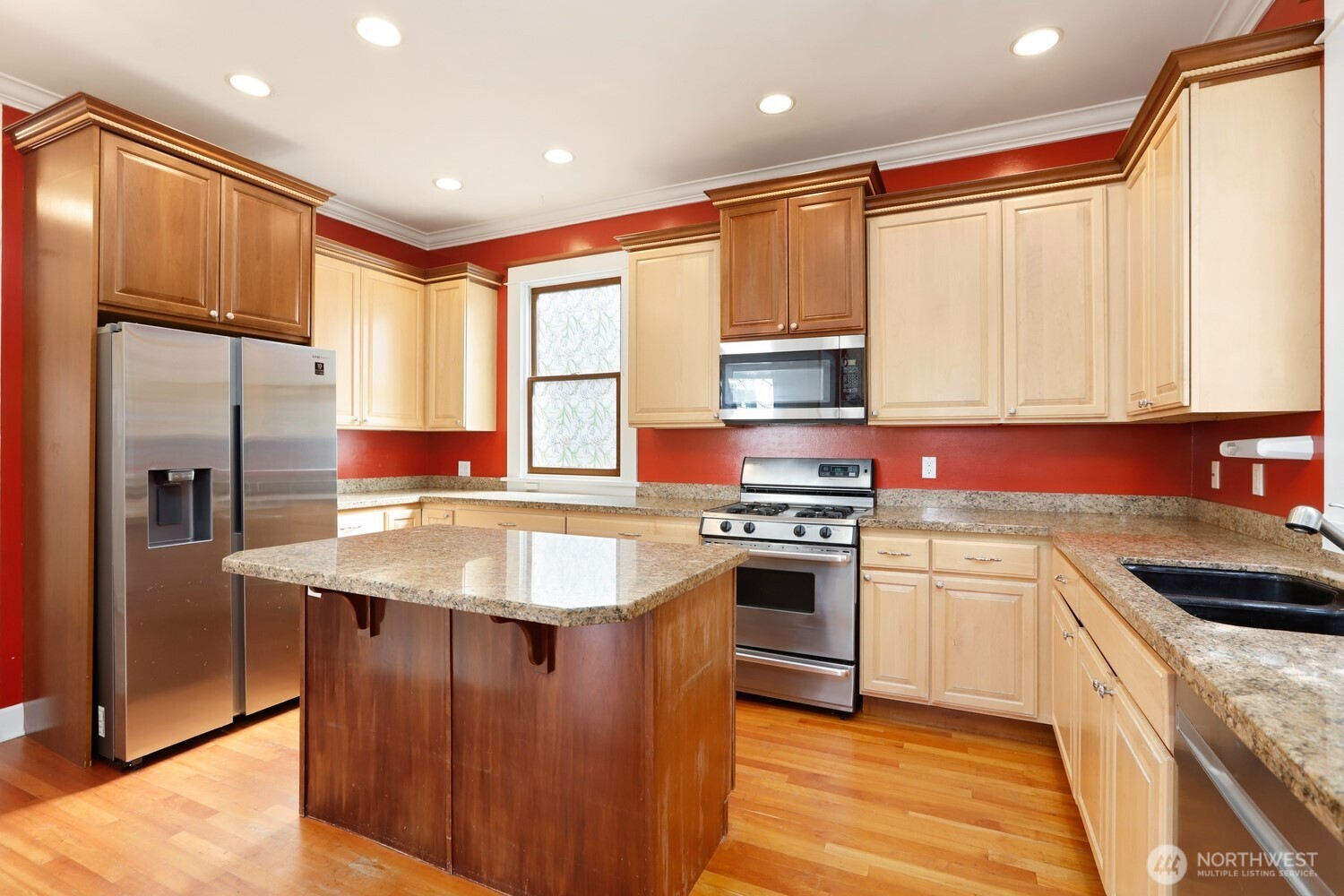 137 23 Avenue E Seattle WA 98112