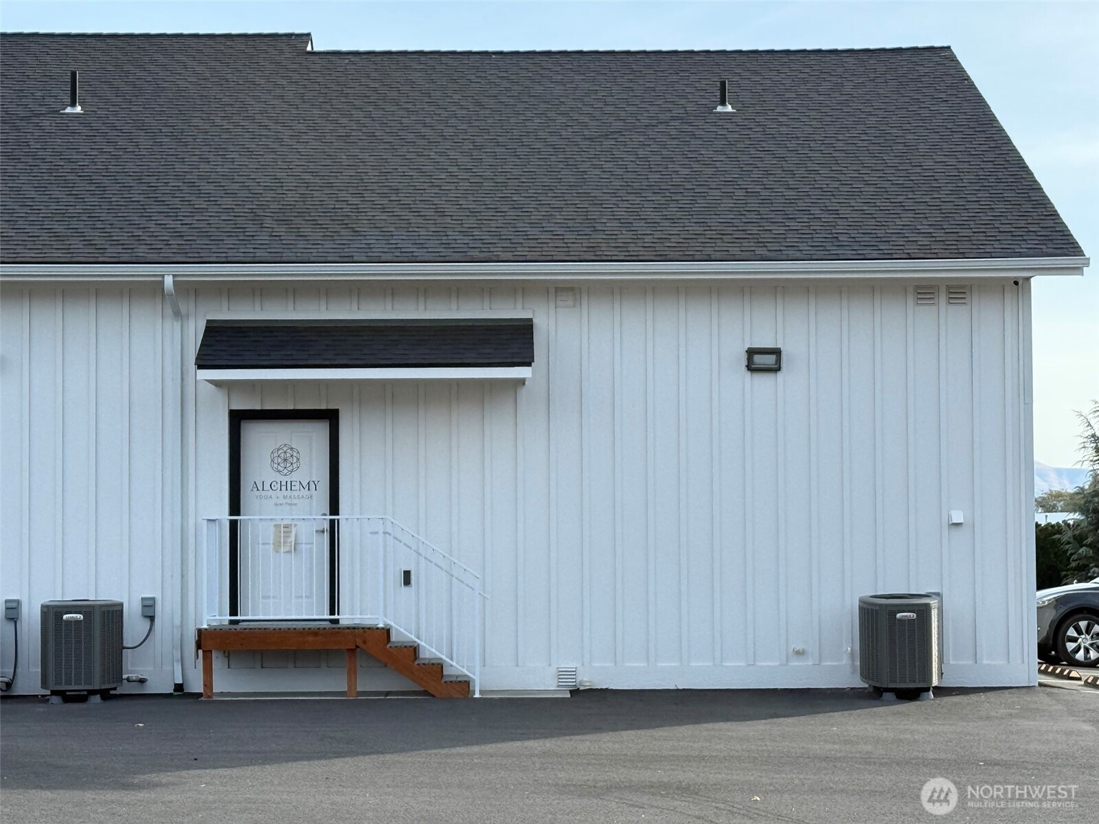 94 Wapato Point Parkway Manson WA 98831