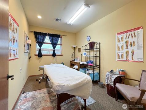 534 N Fifth Avenue Sequim WA 98382