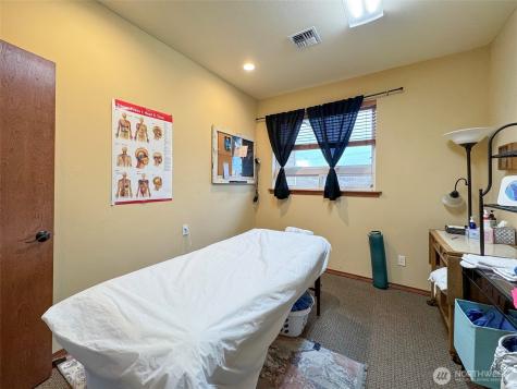 534 N Fifth Avenue Sequim WA 98382