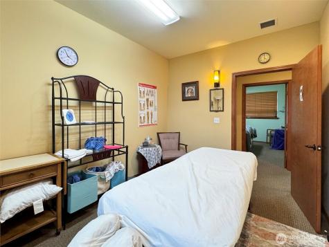534 N Fifth Avenue Sequim WA 98382