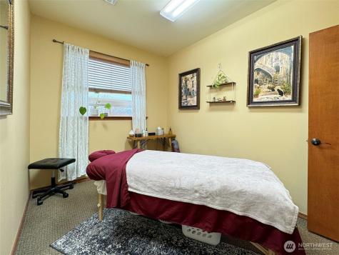 534 N Fifth Avenue Sequim WA 98382