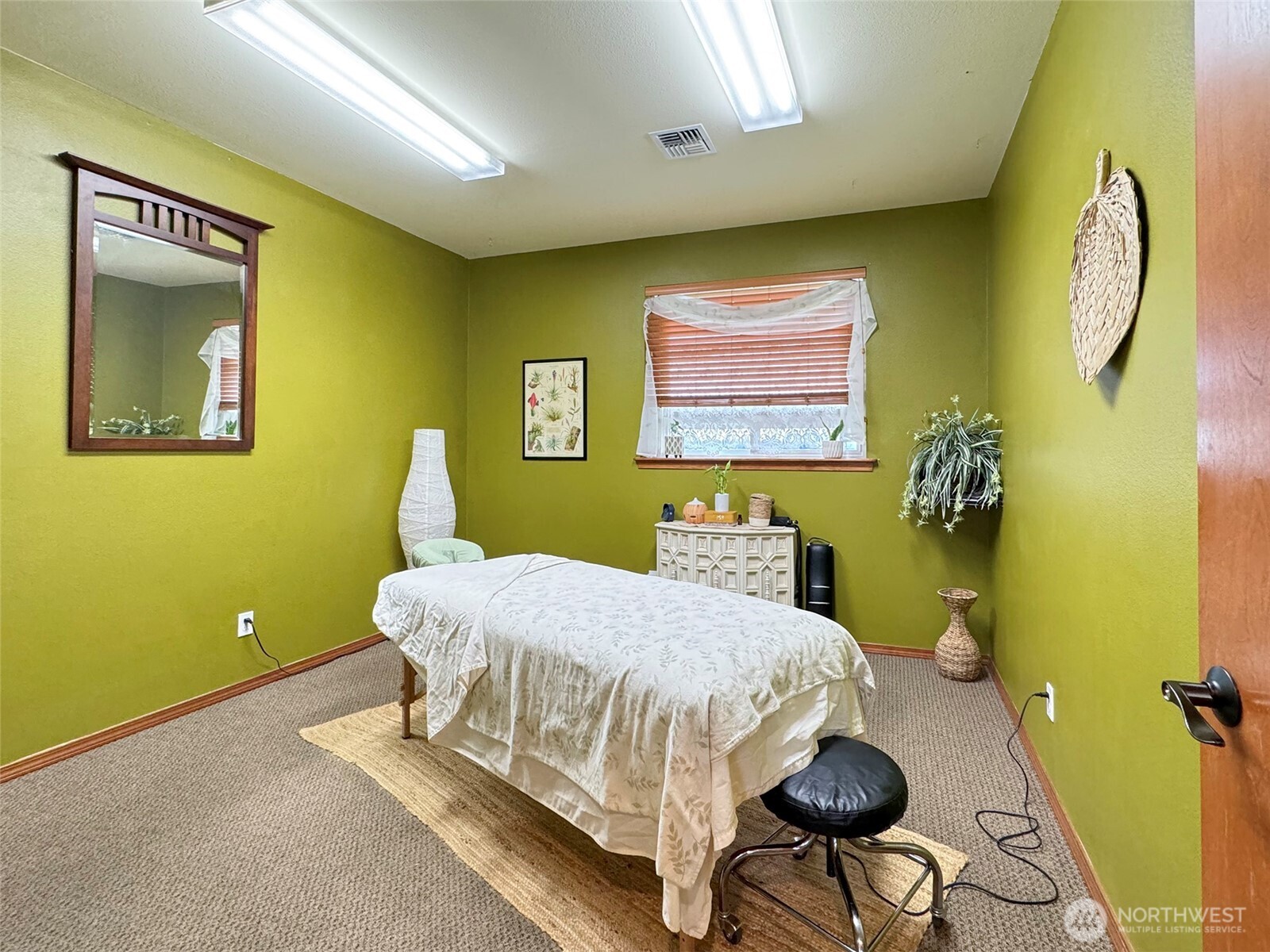 534 N Fifth Avenue Sequim WA 98382