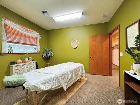 534 N Fifth Avenue Sequim WA 98382