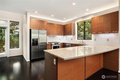 10410 NE 12th Street Bellevue WA 98004