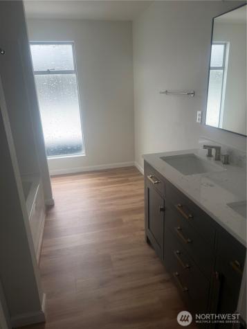 18501 52nd Avenue W Lynnwood WA 98037