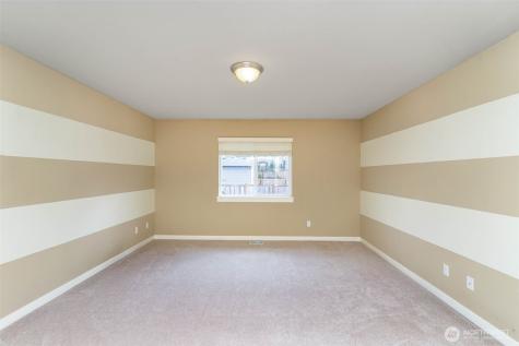 722 201st Place SW Lynnwood WA 98036