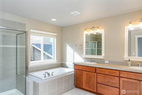 722 201st Place SW Lynnwood WA 98036