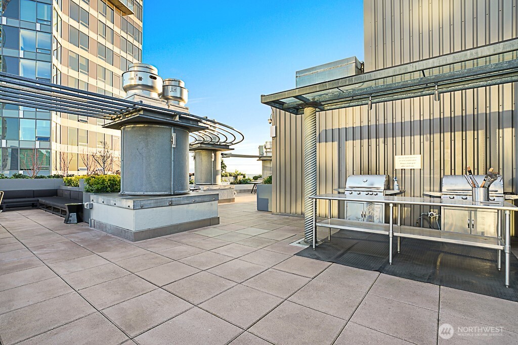 2033 2nd Avenue Seattle WA 98121