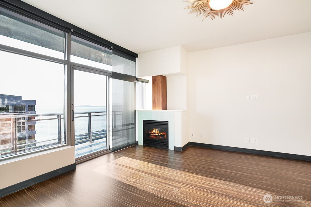 2033 2nd Avenue Seattle WA 98121