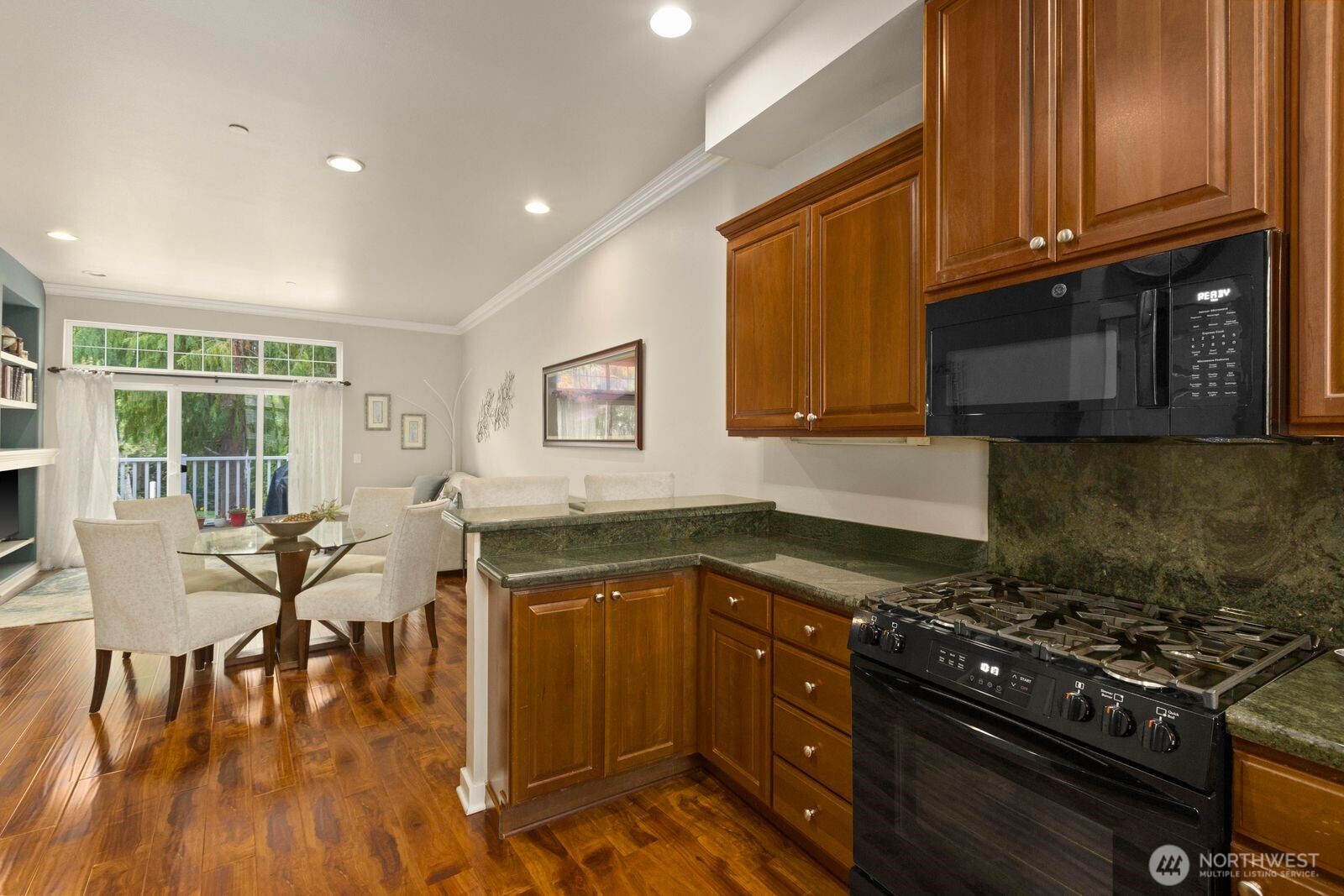 1618 Huckelberry Circle Issaquah WA 98029