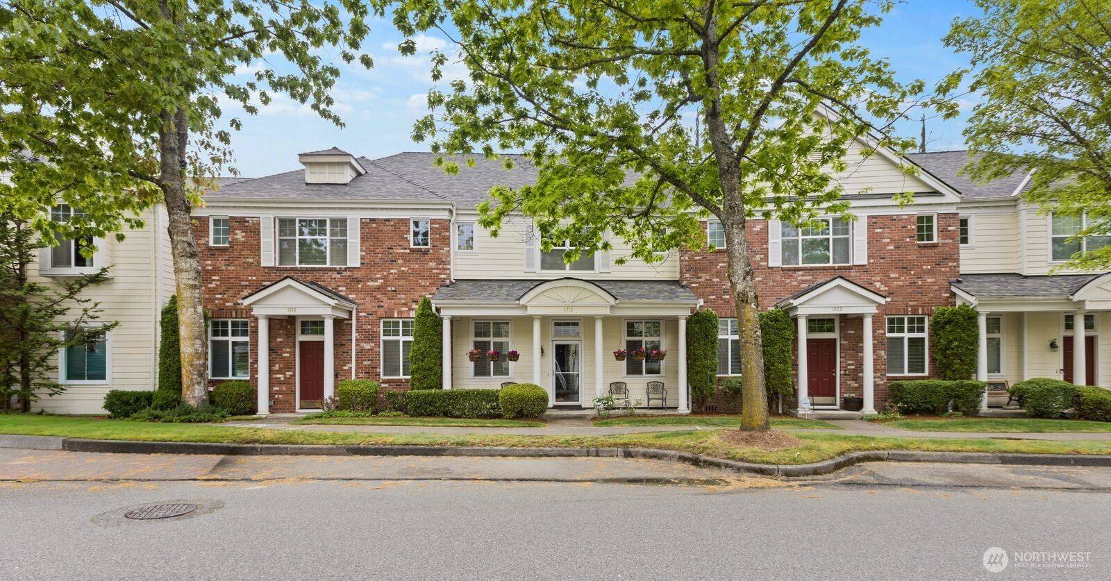 1618 Huckelberry Circle Issaquah WA 98029