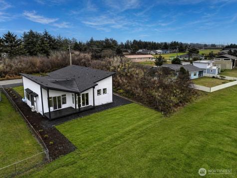 514 Canal Drive NE Ocean Shores WA 98569