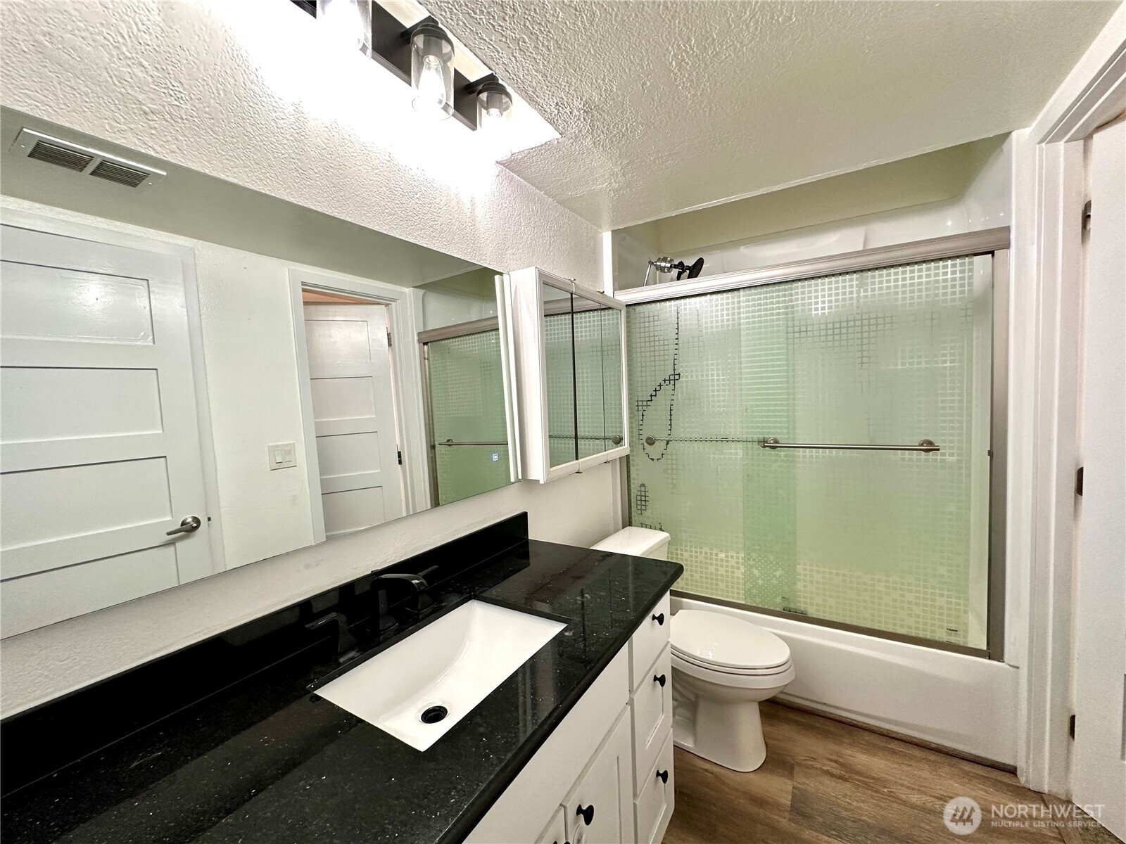 14441 127th Lane NE Kirkland WA 98034