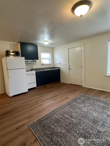 2412 Everett Avenue Everett WA 98201