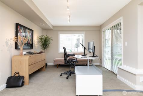 6304 110th Avenue NE Kirkland WA 98033