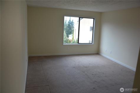 1070 5th Avenue S Edmonds WA 98020