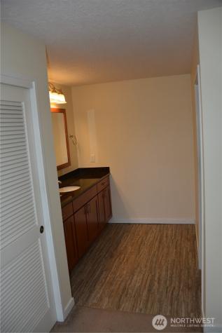1070 5th Avenue S Edmonds WA 98020