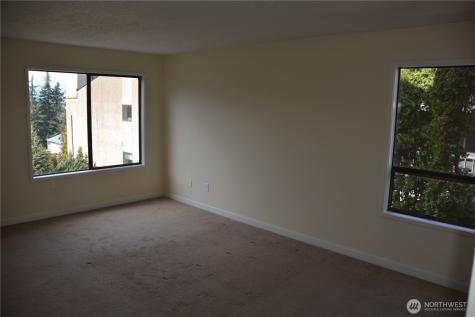 1070 5th Avenue S Edmonds WA 98020