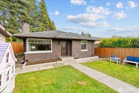 8250 Corliss Avenue N Seattle WA 98103