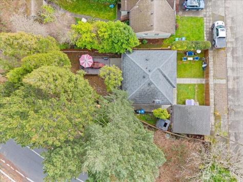 8250 Corliss Avenue N Seattle WA 98103