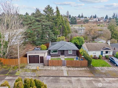8250 Corliss Avenue N Seattle WA 98103