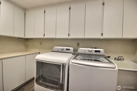 18701 3rd Avenue S Burien WA 98148