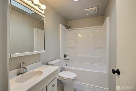 18701 3rd Avenue S Burien WA 98148
