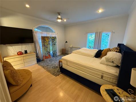 17316 SE 60th Street Bellevue WA 98006