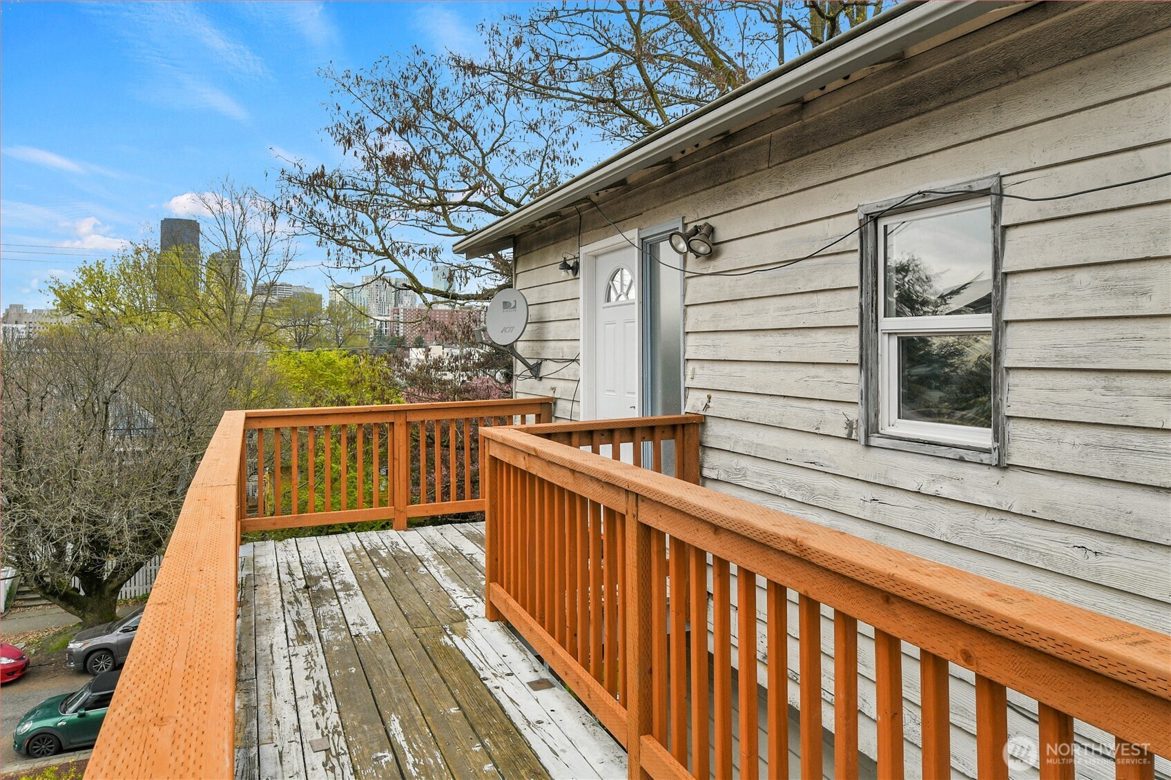 338 16th Avenue Seattle WA 98122