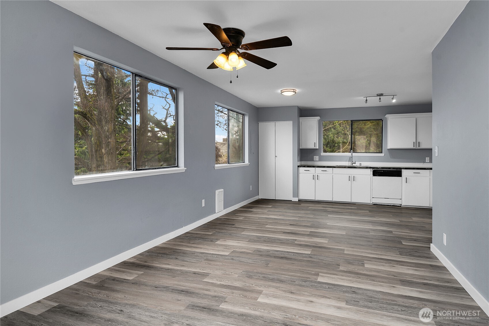 338 16th Avenue Seattle WA 98122