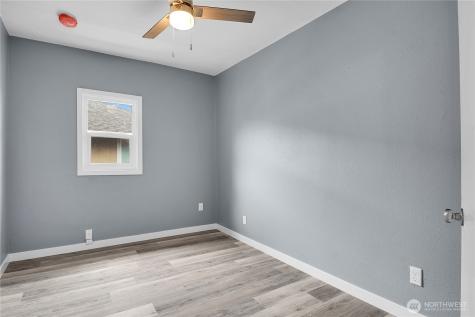 338 16th Avenue Seattle WA 98122
