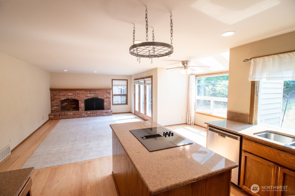 24435 SE 42nd Place Issaquah WA 98029