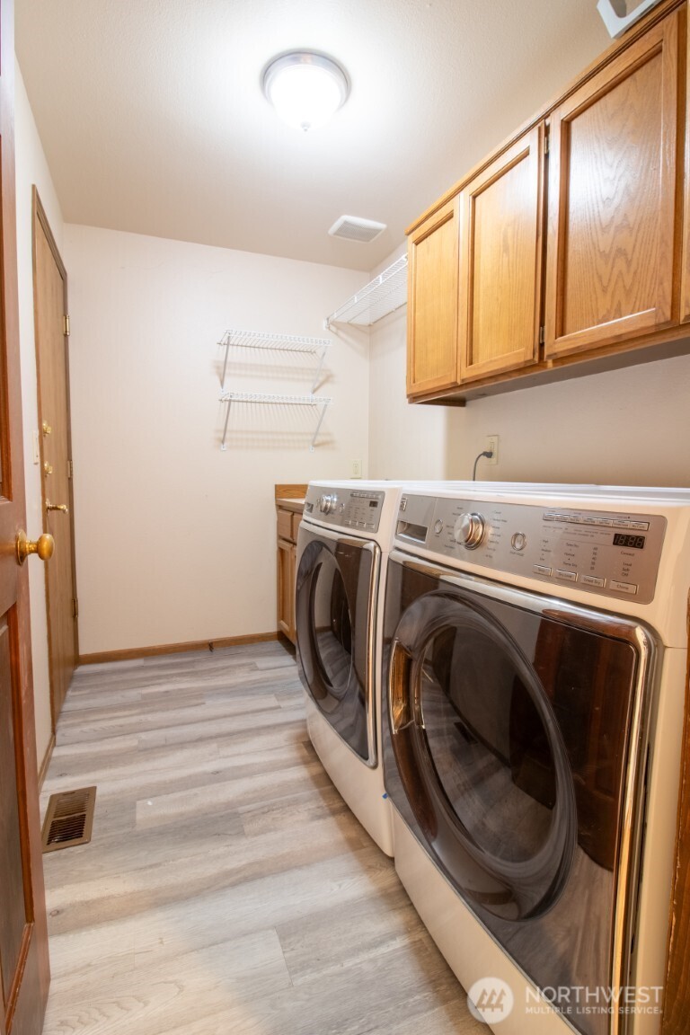 24435 SE 42nd Place Issaquah WA 98029