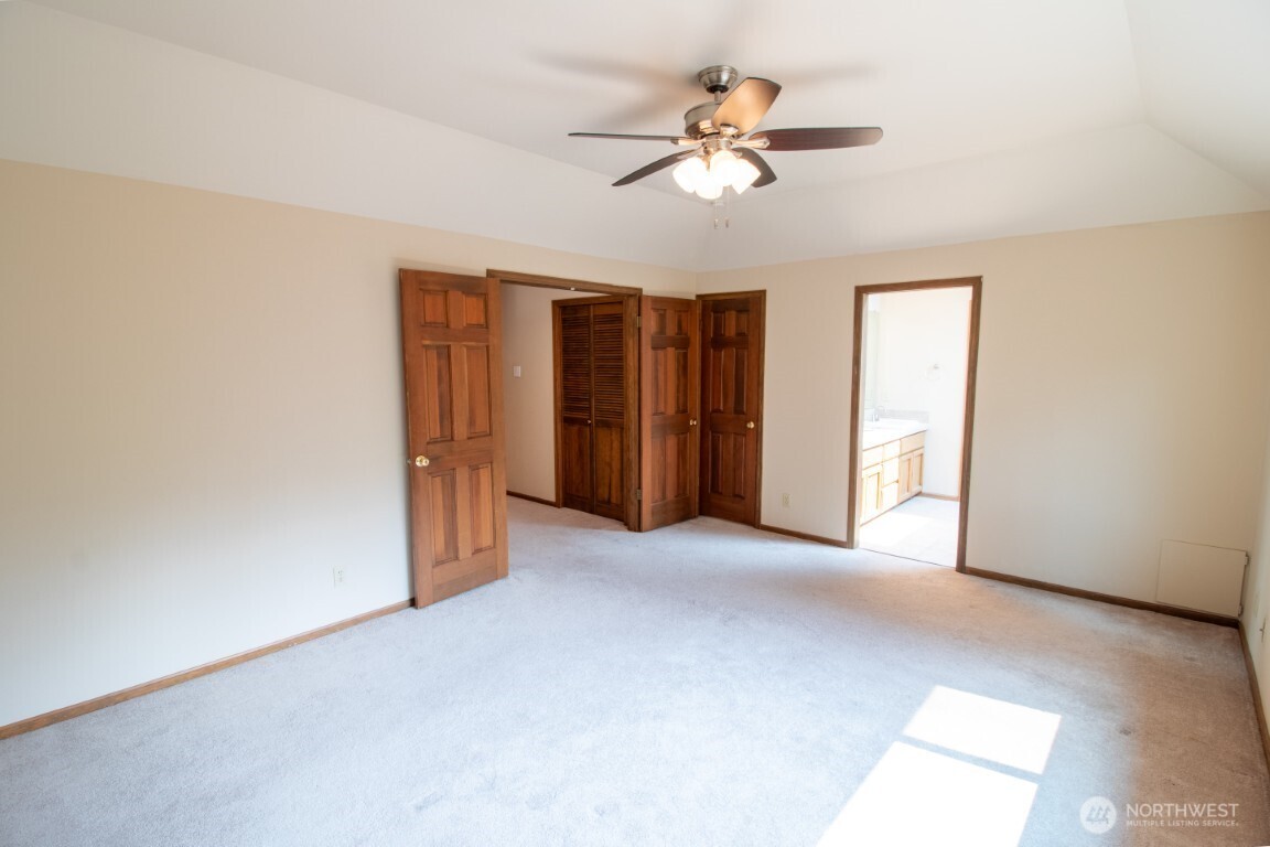 24435 SE 42nd Place Issaquah WA 98029