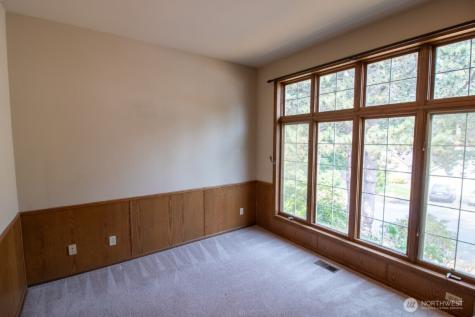 24435 SE 42nd Place Issaquah WA 98029